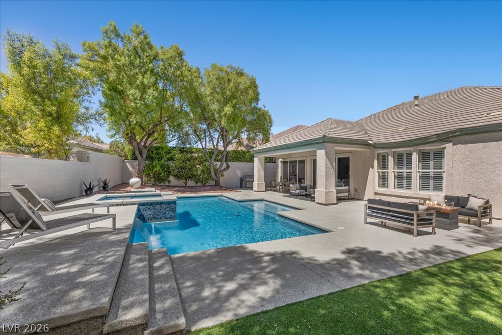 9425 Garnet Crown Avenue Las Vegas NV 89145