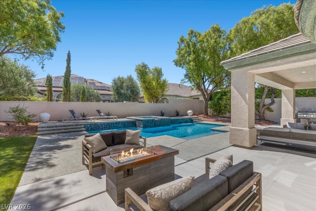 9425 Garnet Crown Avenue Las Vegas NV 89145