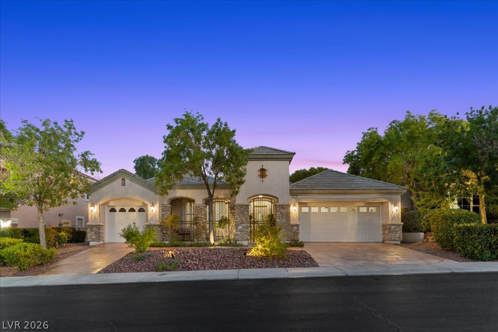 9425 Garnet Crown Avenue Las Vegas NV 89145