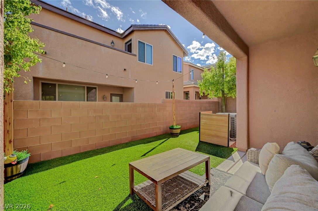 10423 Lilac Square Avenue Las Vegas NV 89166