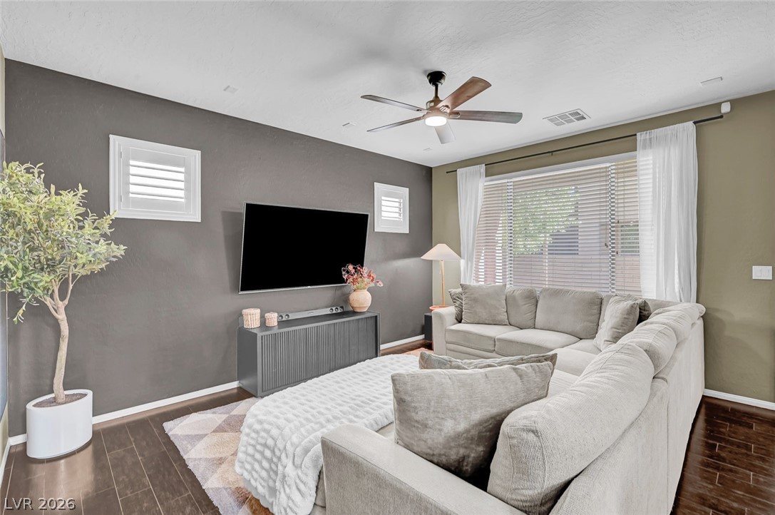 10423 Lilac Square Avenue Las Vegas NV 89166