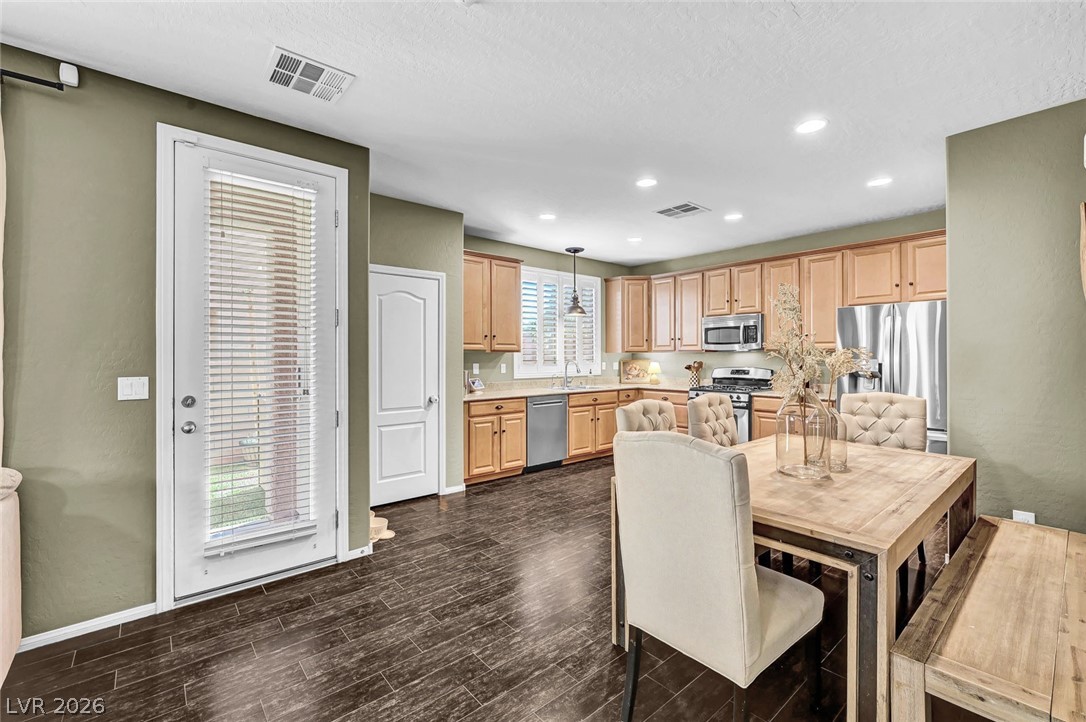10423 Lilac Square Avenue Las Vegas NV 89166