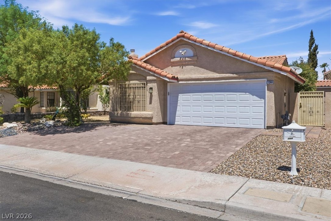 1344 White Drive Las Vegas NV 89119