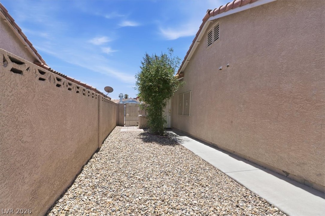 1344 White Drive Las Vegas NV 89119