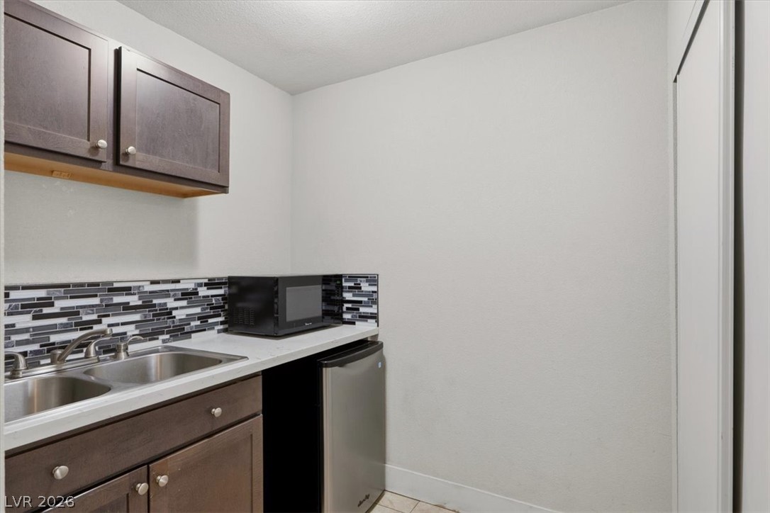 1344 White Drive Las Vegas NV 89119