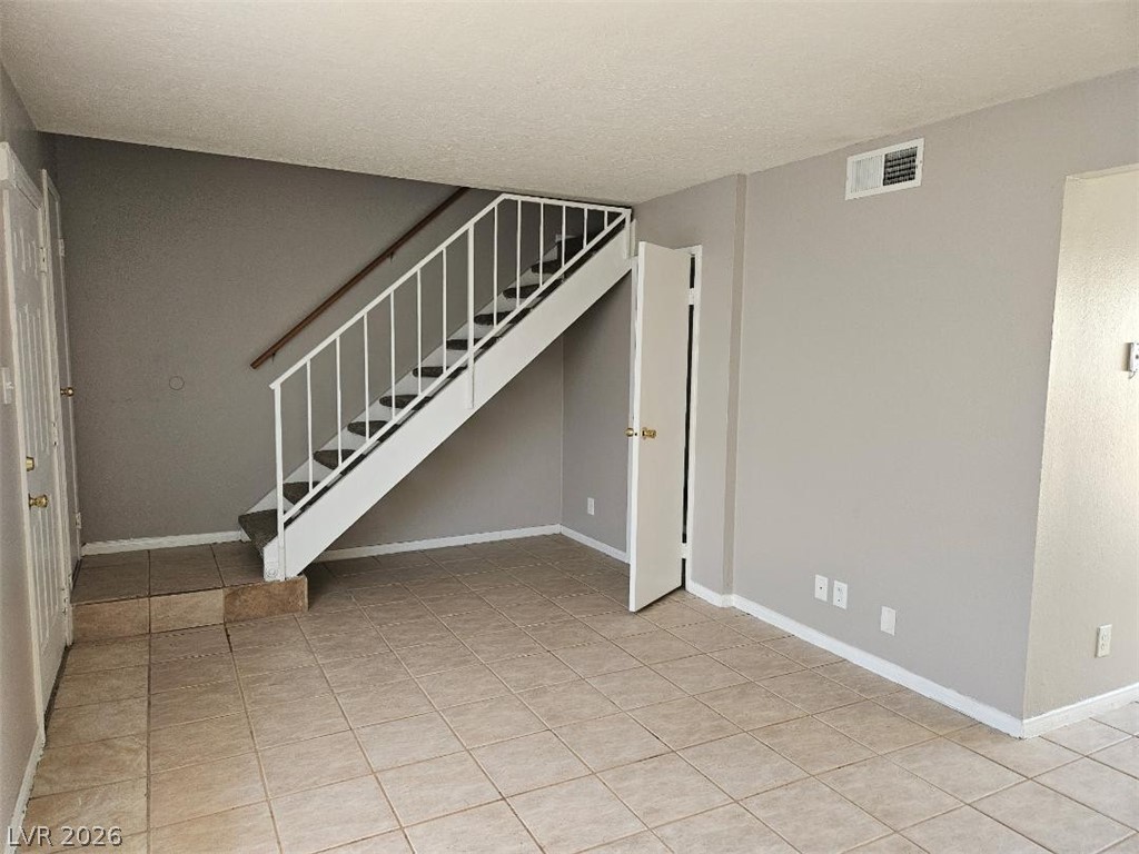 4972 Larkspur Street Las Vegas NV 89120