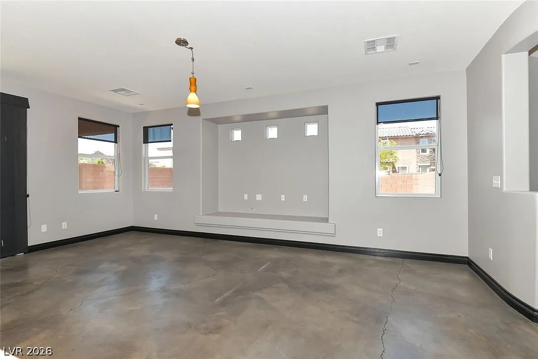 7489 Benlomond Avenue Las Vegas NV 89179