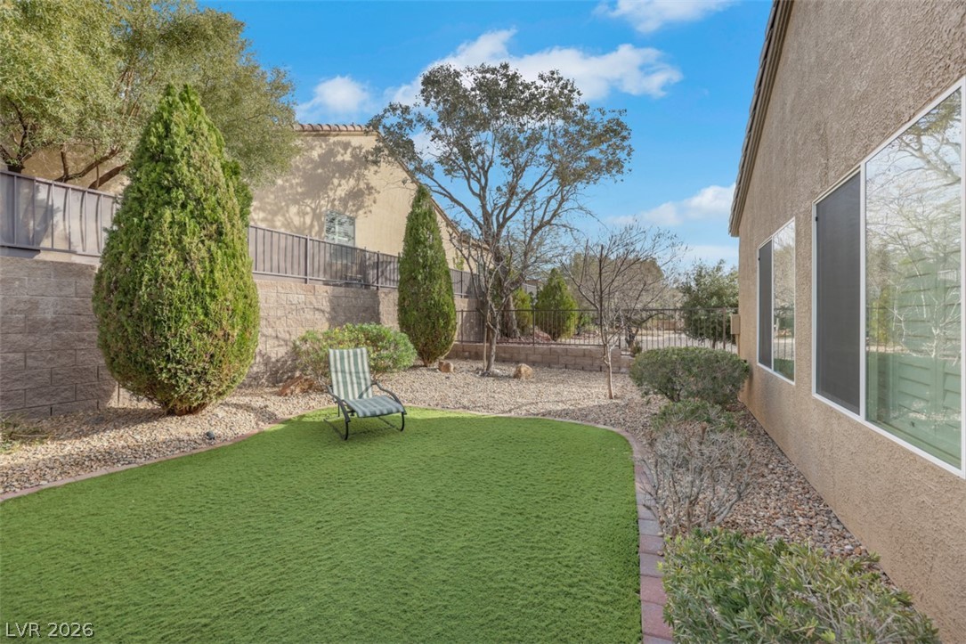 2092 Bliss Corner Street Henderson NV 89044