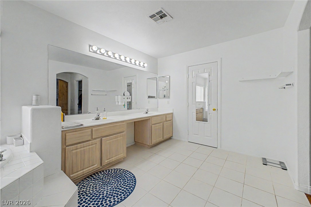 8633 Vivid Violet Avenue Las Vegas NV 89143