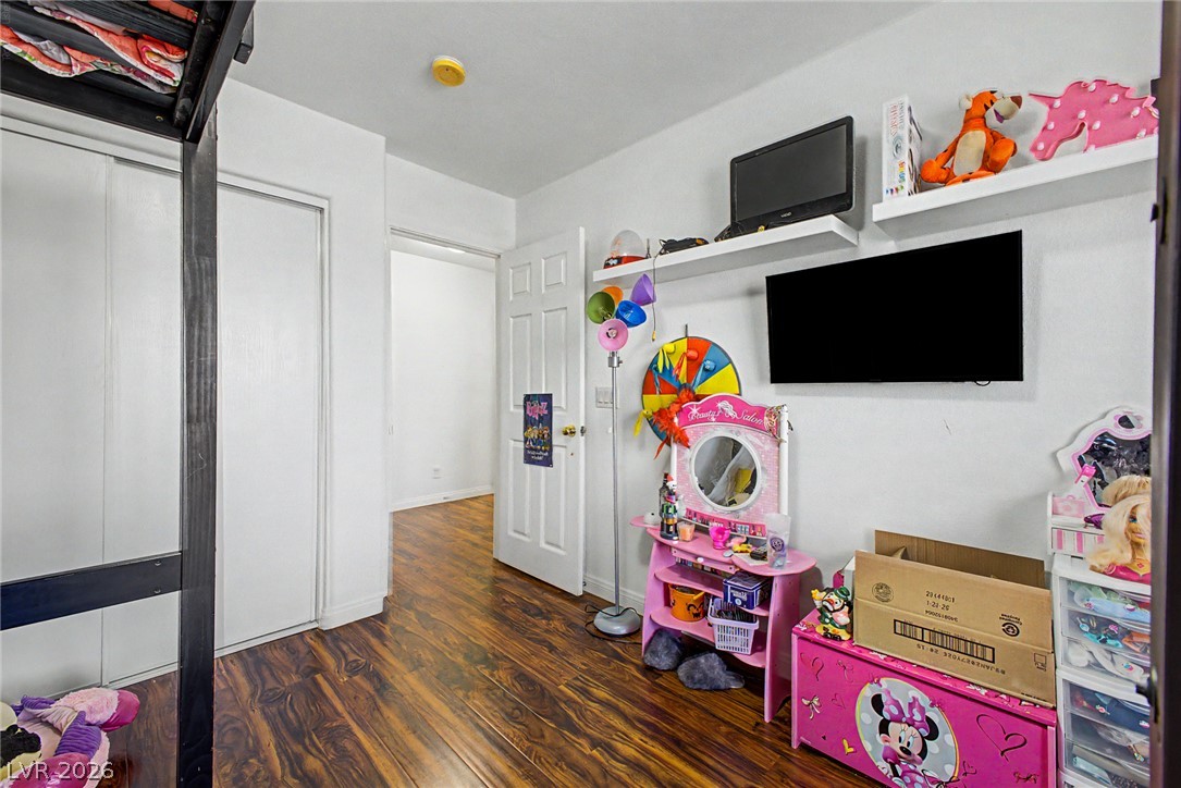 8633 Vivid Violet Avenue Las Vegas NV 89143