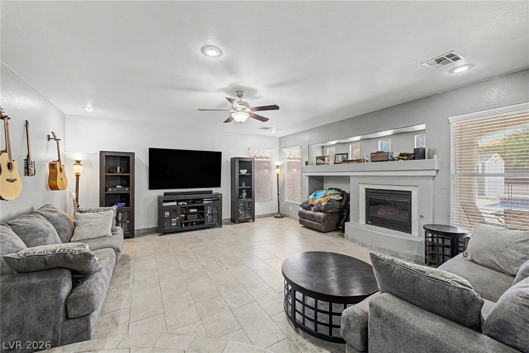 8633 Vivid Violet Avenue Las Vegas NV 89143
