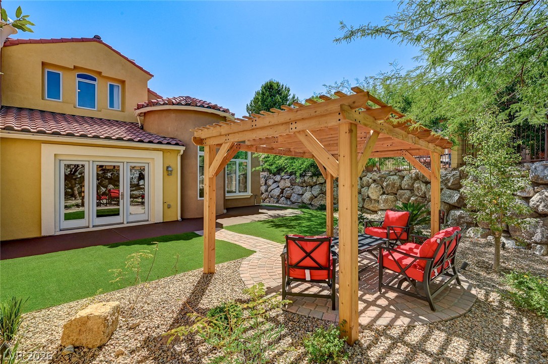 26 Strada Principale Henderson NV 89011
