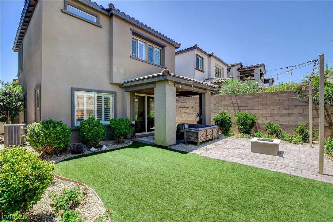 11532 Desert Hollow Avenue Las Vegas NV 89138