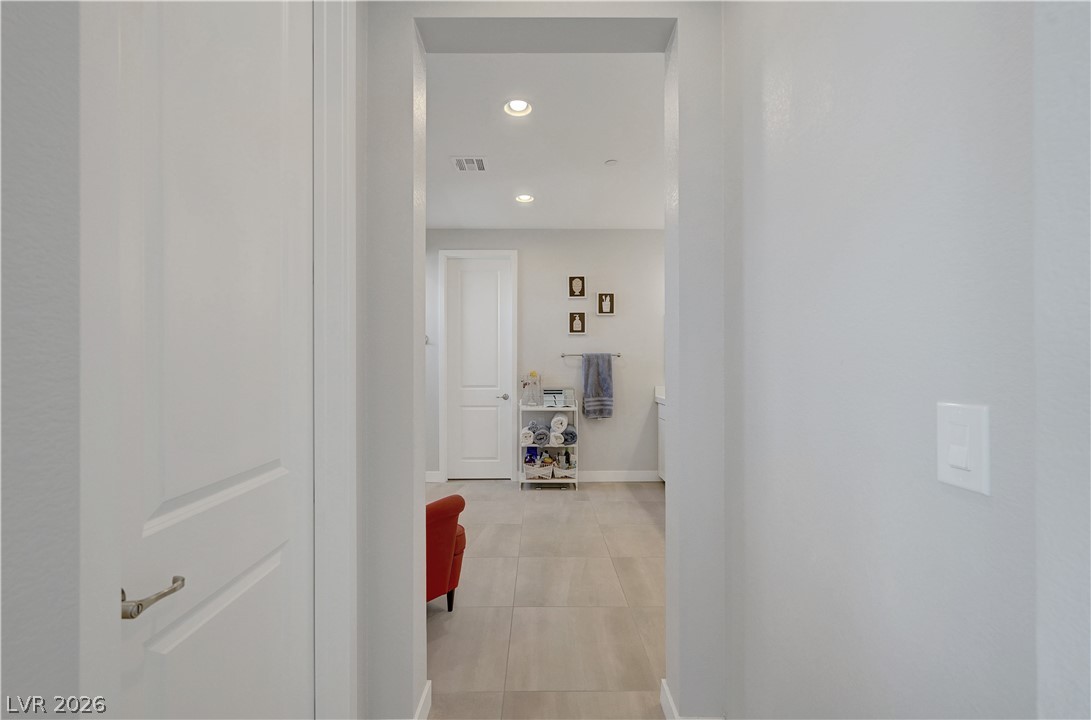 10401 Wedgedale Avenue Las Vegas NV 89166