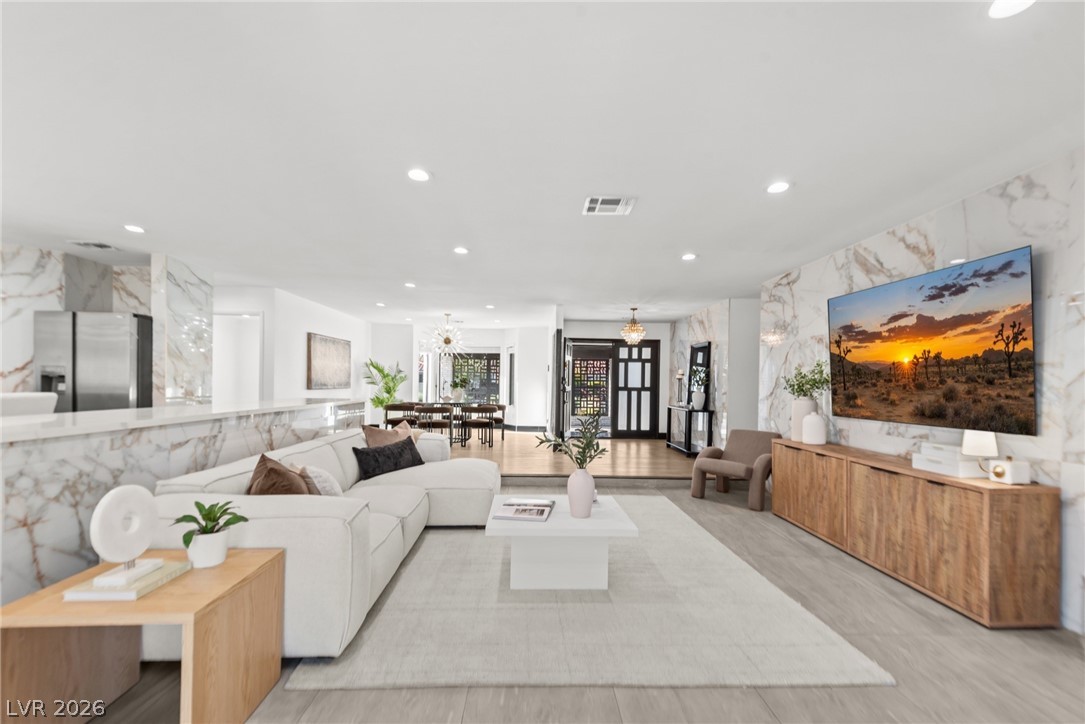 2840 Duneville Street Las Vegas NV 89146