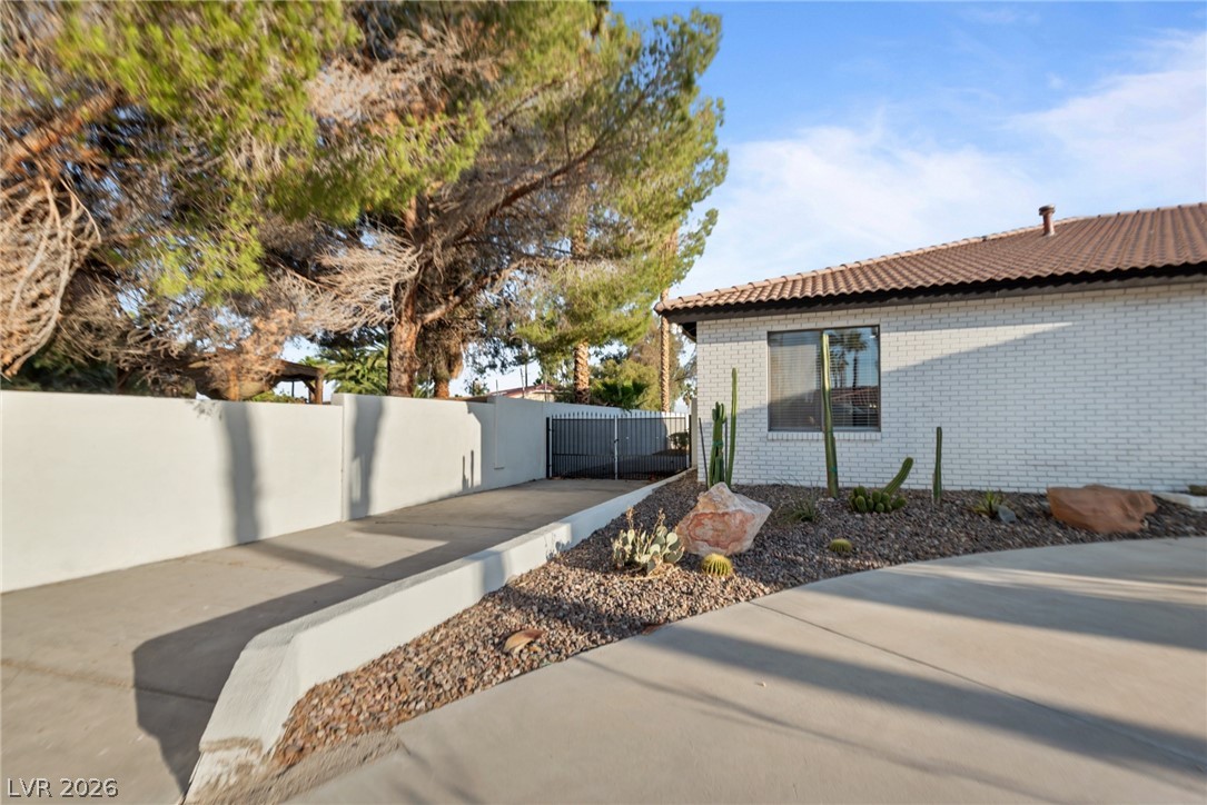 2840 Duneville Street Las Vegas NV 89146