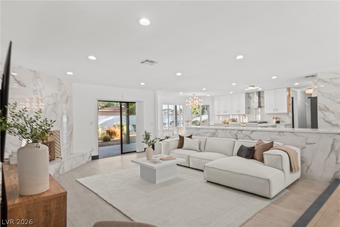 2840 Duneville Street Las Vegas NV 89146