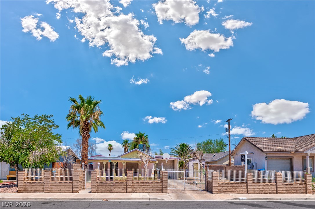 1816 Merze Avenue Henderson NV 89011