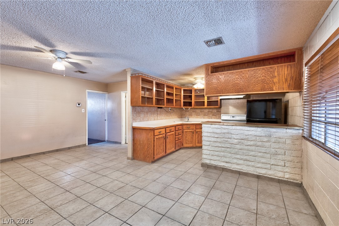 1816 Merze Avenue Henderson NV 89011