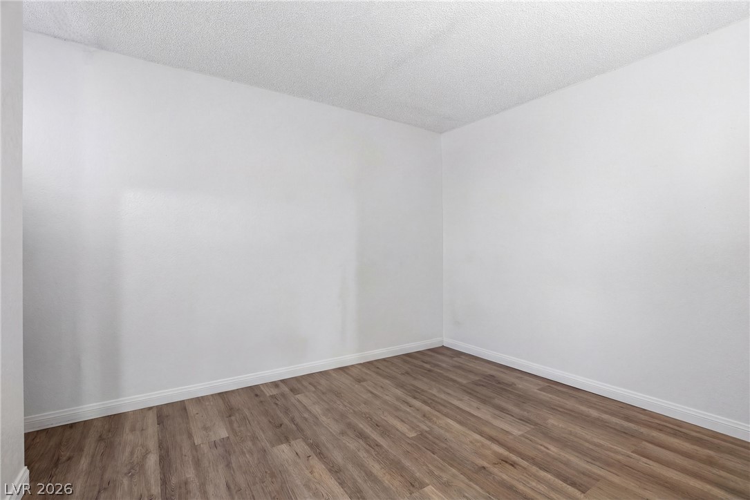 7099 Sprucewood Street Las Vegas NV 89147