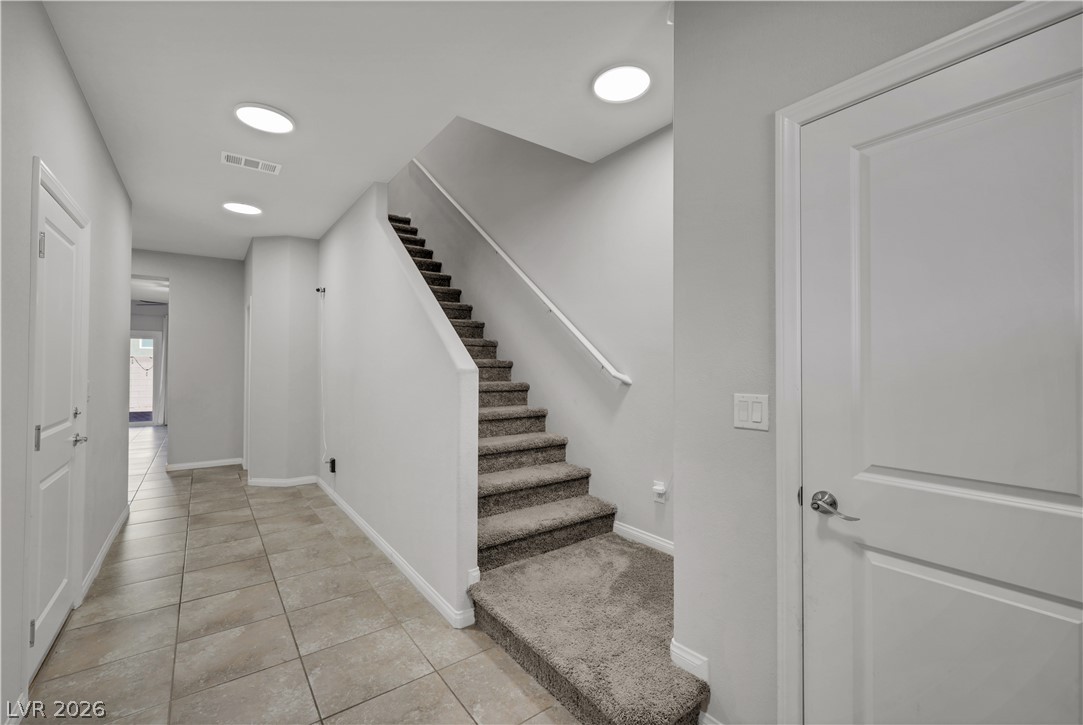 8352 Gold River Court Las Vegas NV 89113