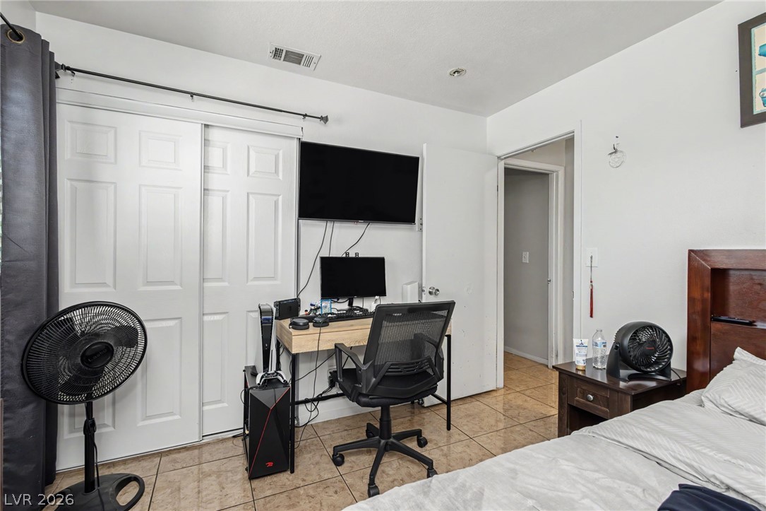 5534 Indigo Hills Street North Las Vegas NV 89031