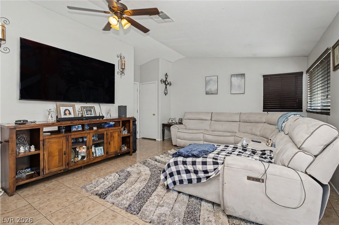 5534 Indigo Hills Street North Las Vegas NV 89031
