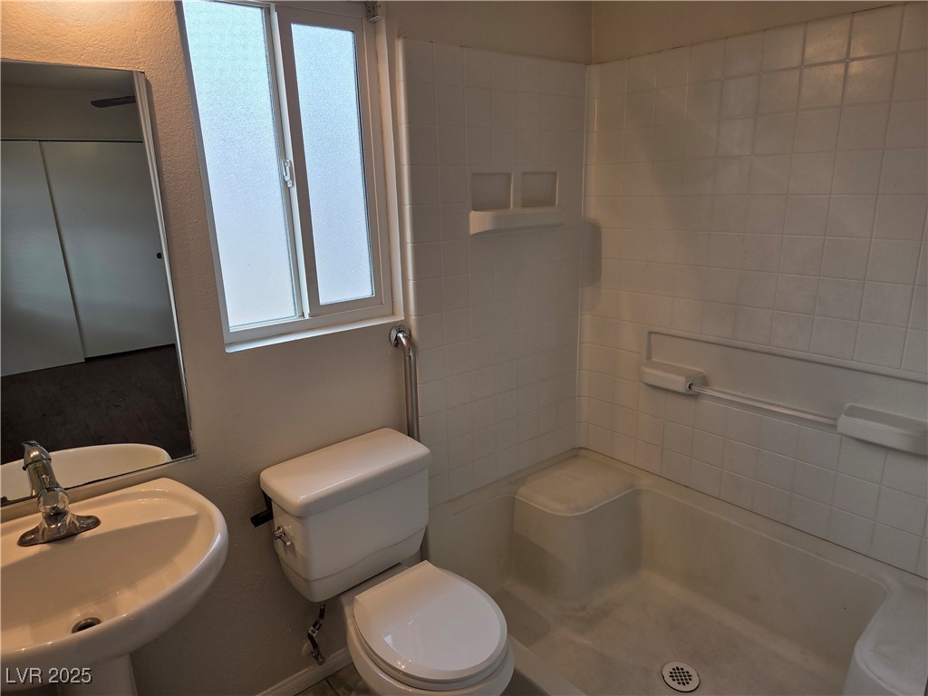 536 Close Avenue Henderson NV 89011