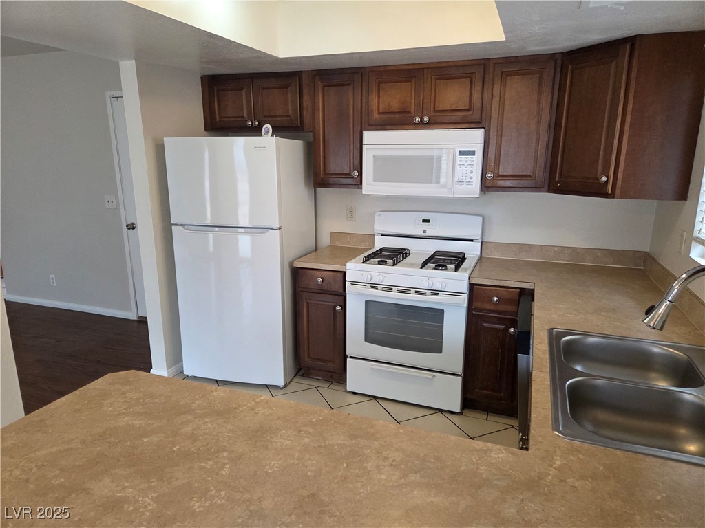 536 Close Avenue Henderson NV 89011