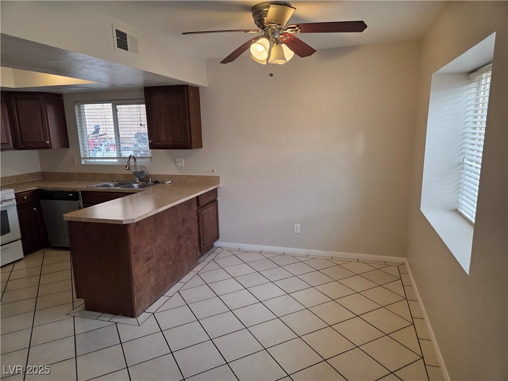536 Close Avenue Henderson NV 89011