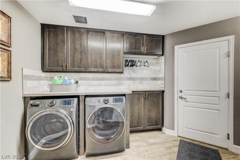 8354 Bartholomew Park Court Las Vegas NV 89139