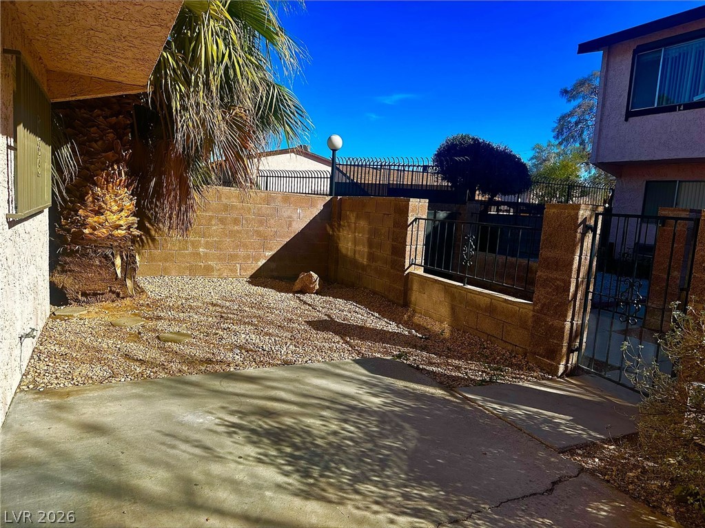 4338 Caliente Street 15 Las Vegas NV 89119