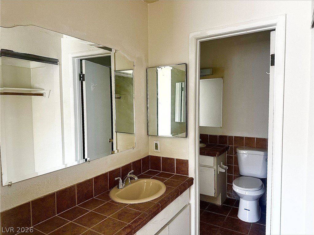 4338 Caliente Street 15 Las Vegas NV 89119
