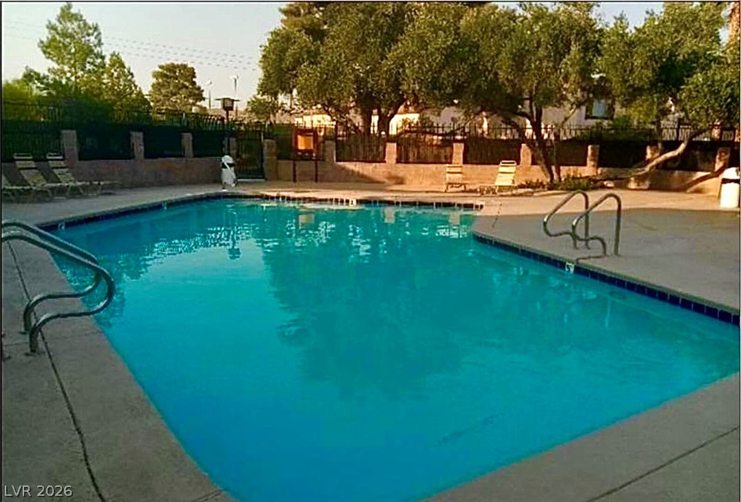 4338 Caliente Street 15 Las Vegas NV 89119