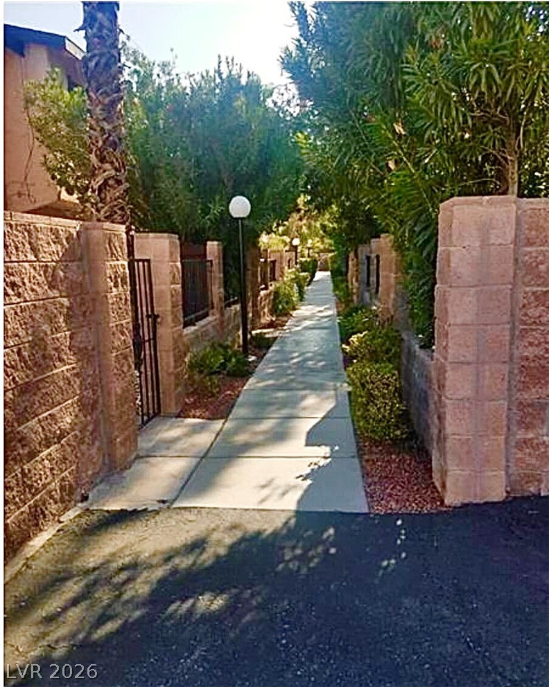 4338 Caliente Street 15 Las Vegas NV 89119