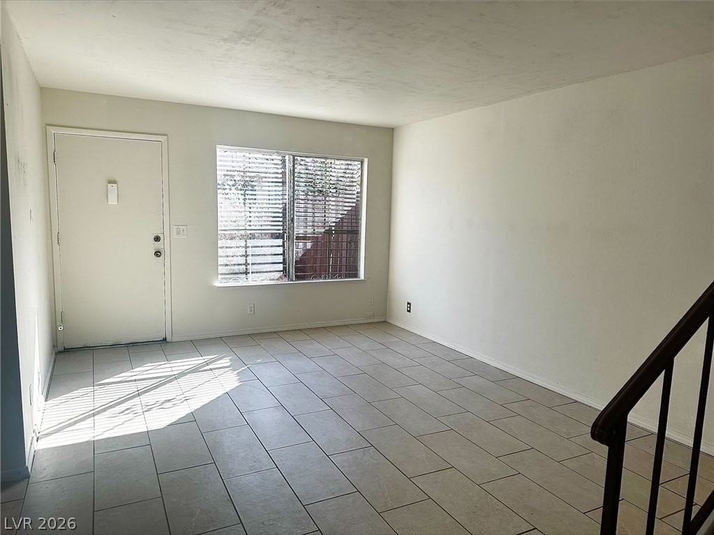 4338 Caliente Street 15 Las Vegas NV 89119
