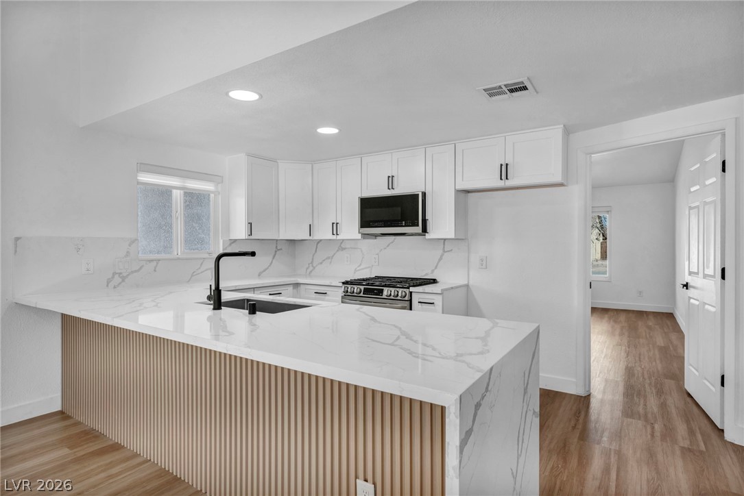 5151 Golden Spring Avenue Las Vegas NV 89146