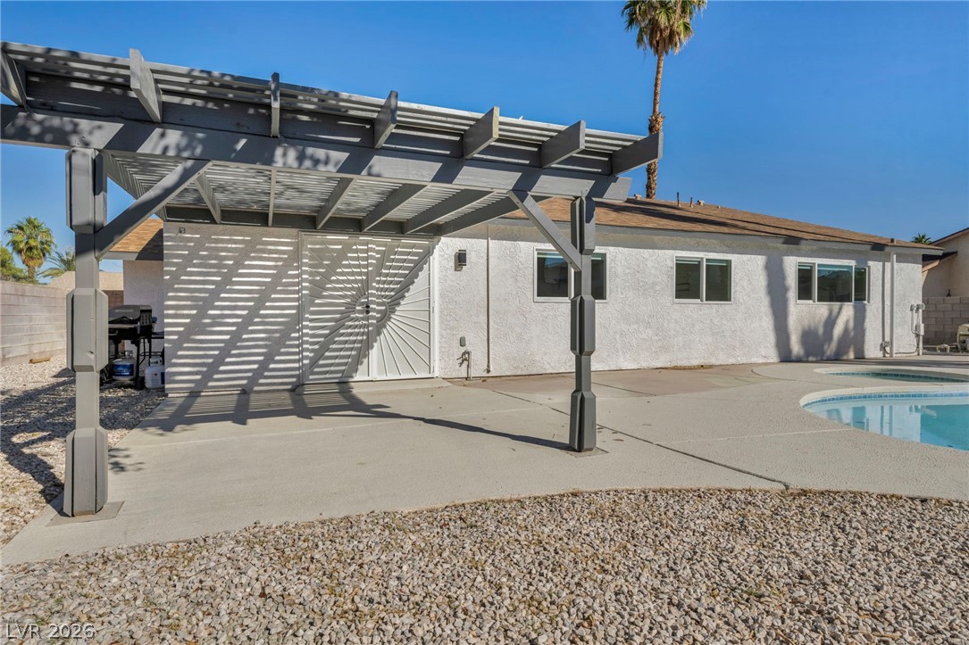 5151 Golden Spring Avenue Las Vegas NV 89146