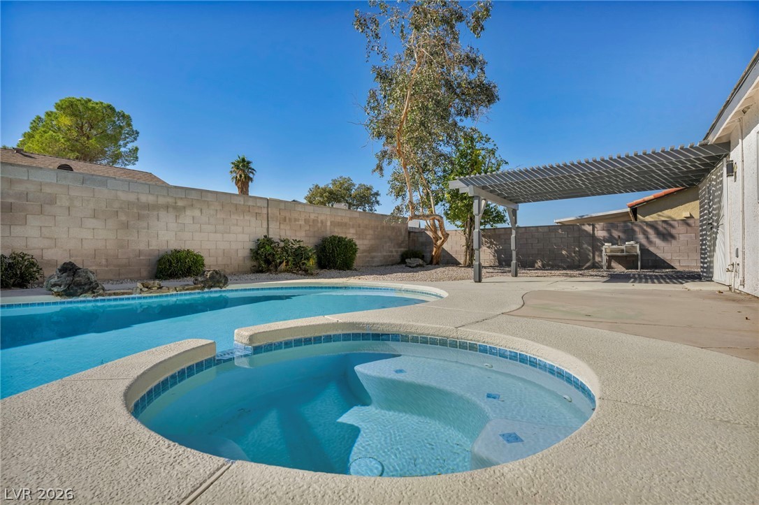 5151 Golden Spring Avenue Las Vegas NV 89146