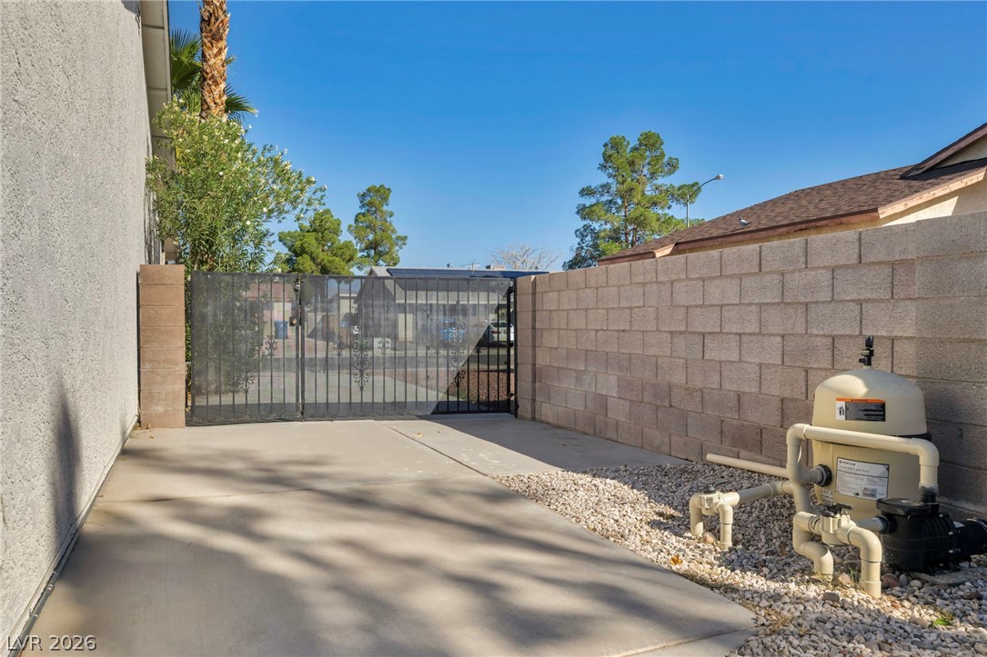 5151 Golden Spring Avenue Las Vegas NV 89146