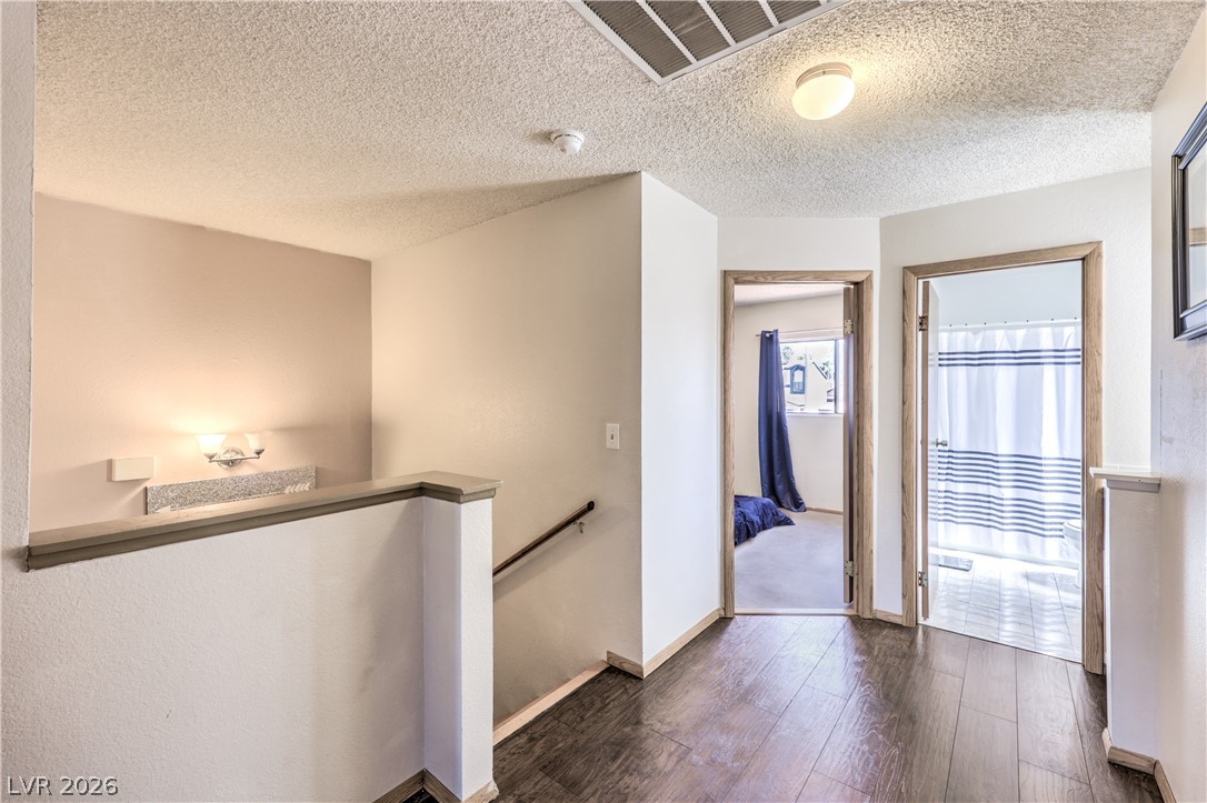 6633 Crosstimber Court Las Vegas NV 89108