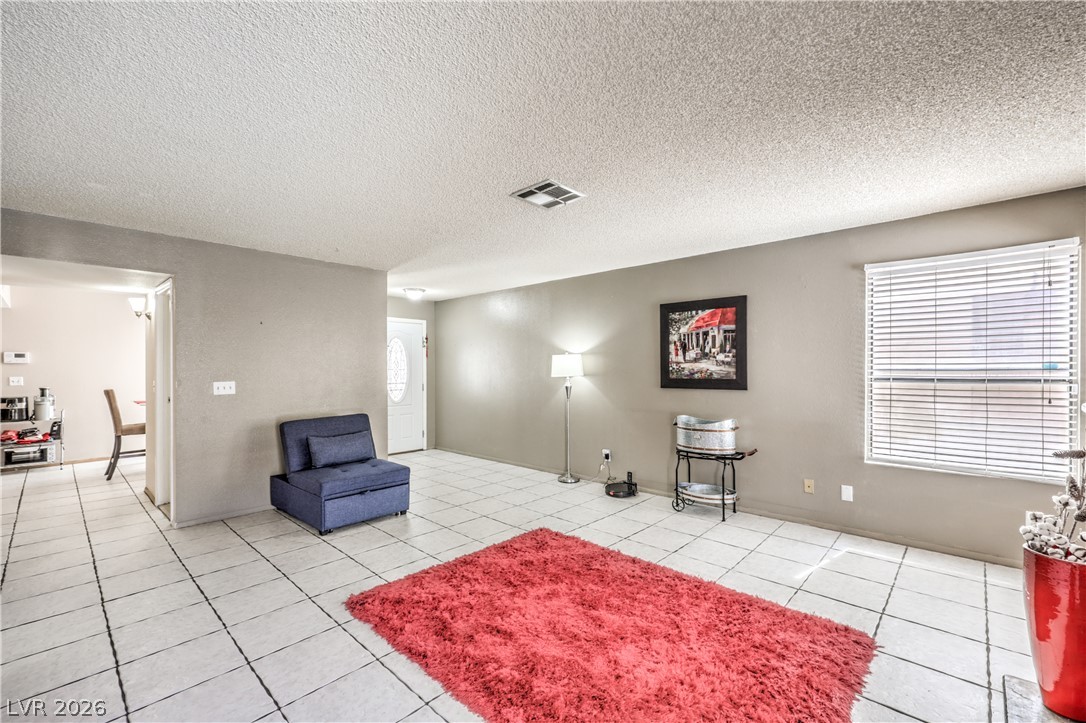 6633 Crosstimber Court Las Vegas NV 89108