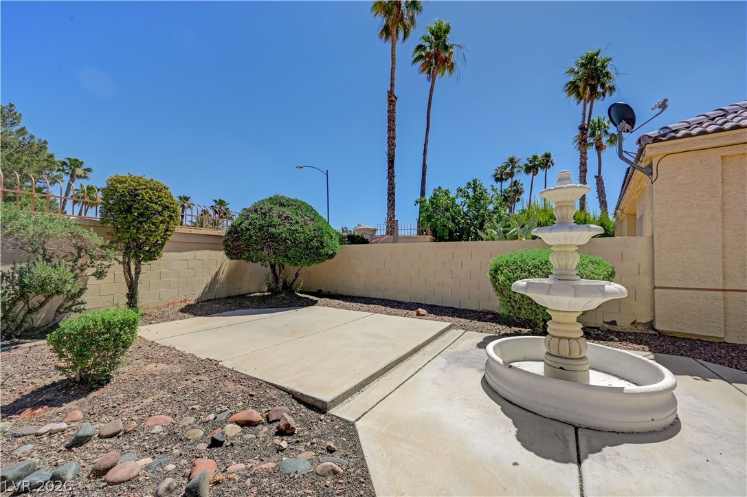 332 Wild Plum Lane Las Vegas NV 89107