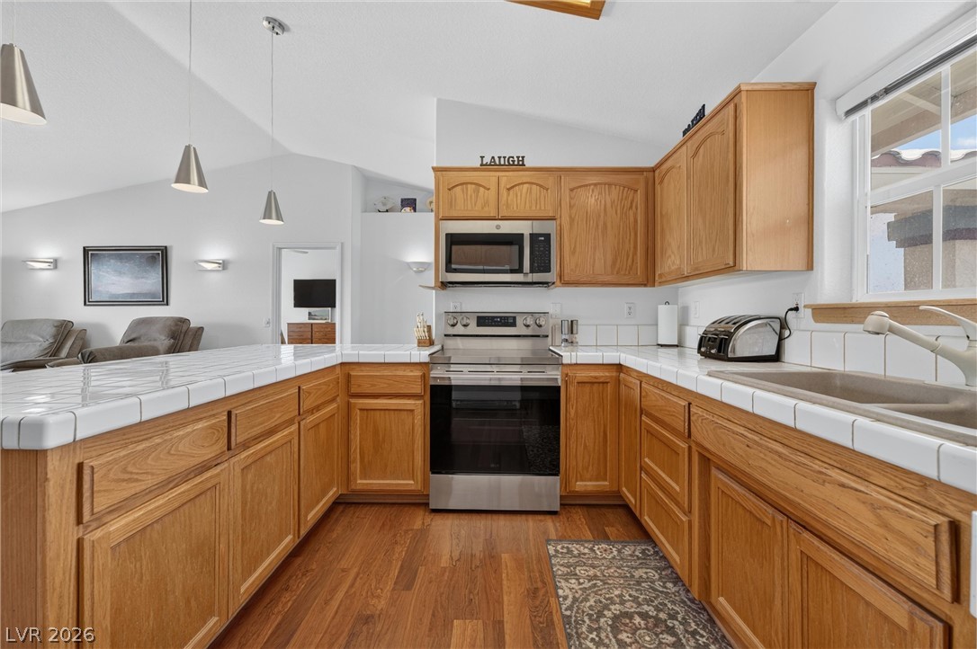 1531 West Hickory Street Pahrump NV 89048