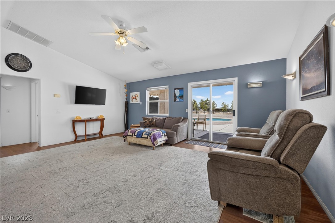 1531 West Hickory Street Pahrump NV 89048