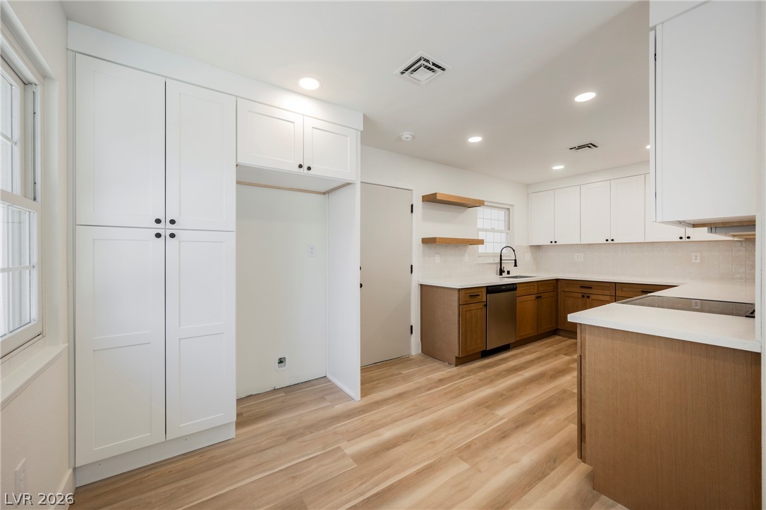 3621 Fortune Avenue Las Vegas NV 89107