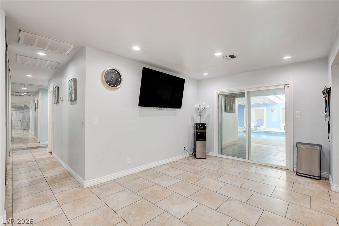 1963 Sycamore Trail Las Vegas NV 89108