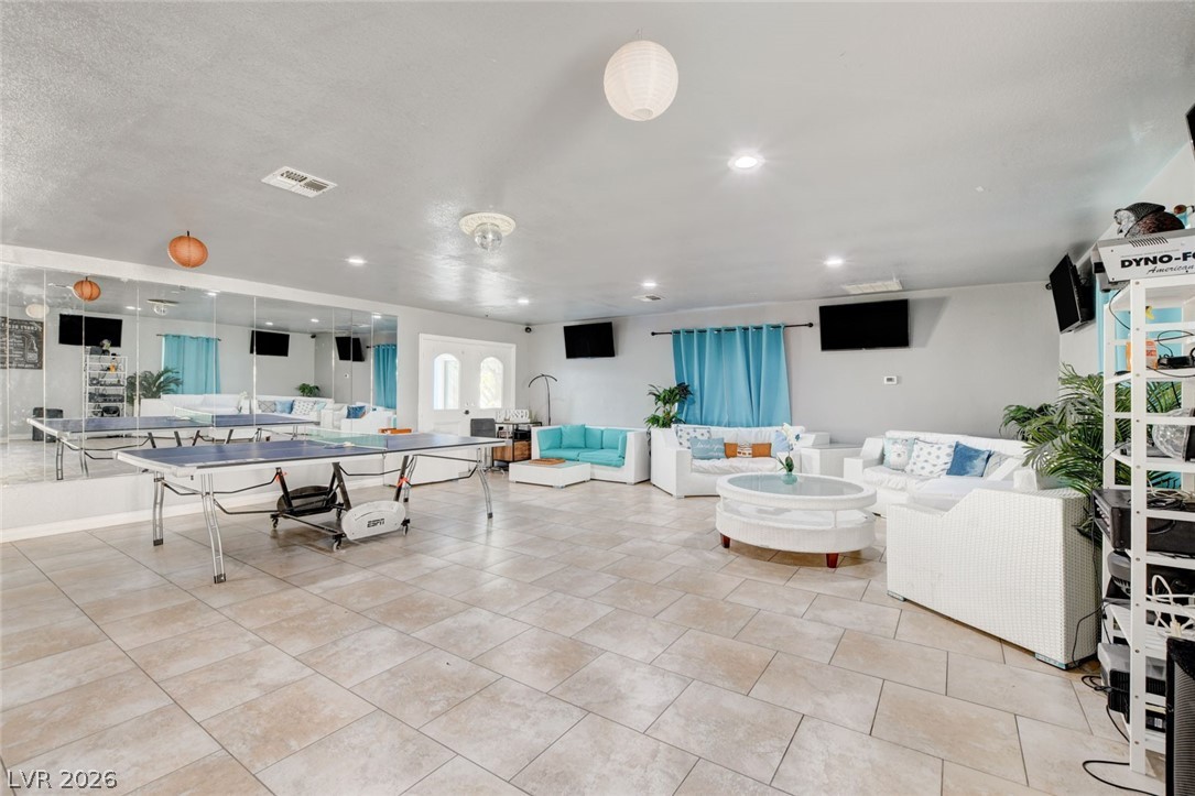 1963 Sycamore Trail Las Vegas NV 89108