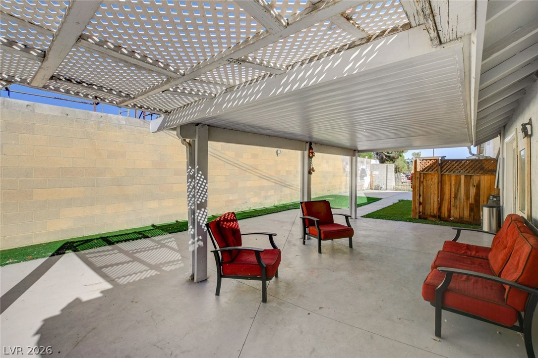 1963 Sycamore Trail Las Vegas NV 89108
