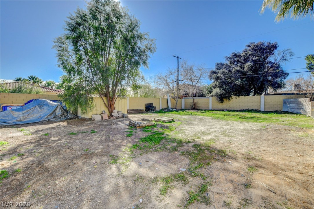 1963 Sycamore Trail Las Vegas NV 89108